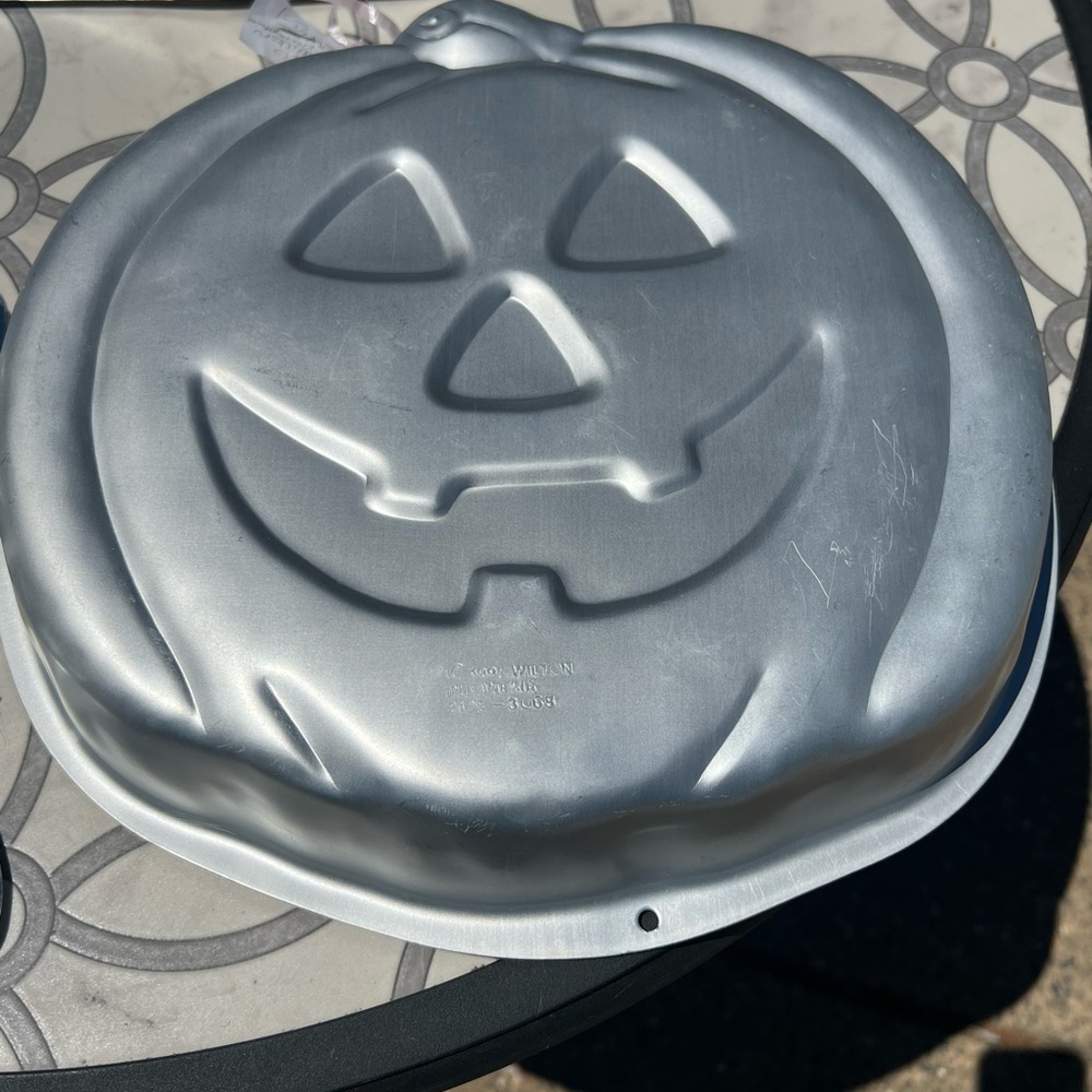 Vintage Wilton Cake Pan Lot! Doll, Shoe, Pumpkin - Picture 6 of 10